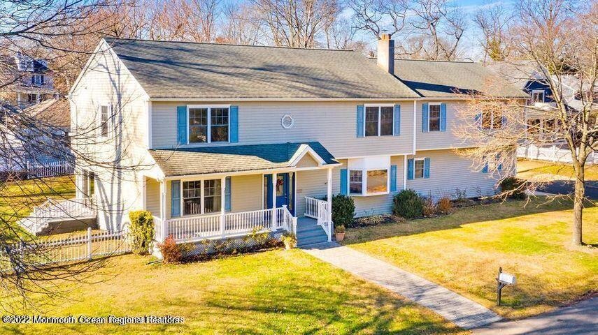 Sold $899,900 • Co-Listing Agent