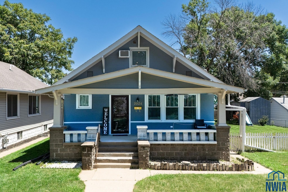 2024 S Maple St, Sioux City, IA 51106 - photo 1