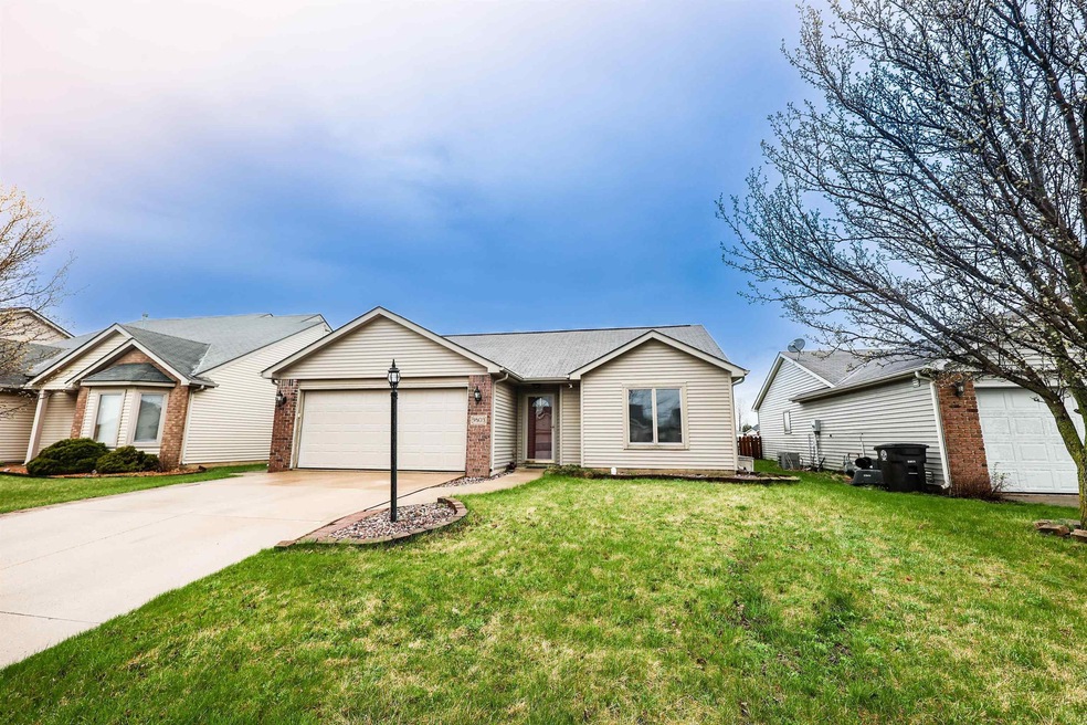 9803 Araglin Point, Fort Wayne, IN 46835 - photo 1