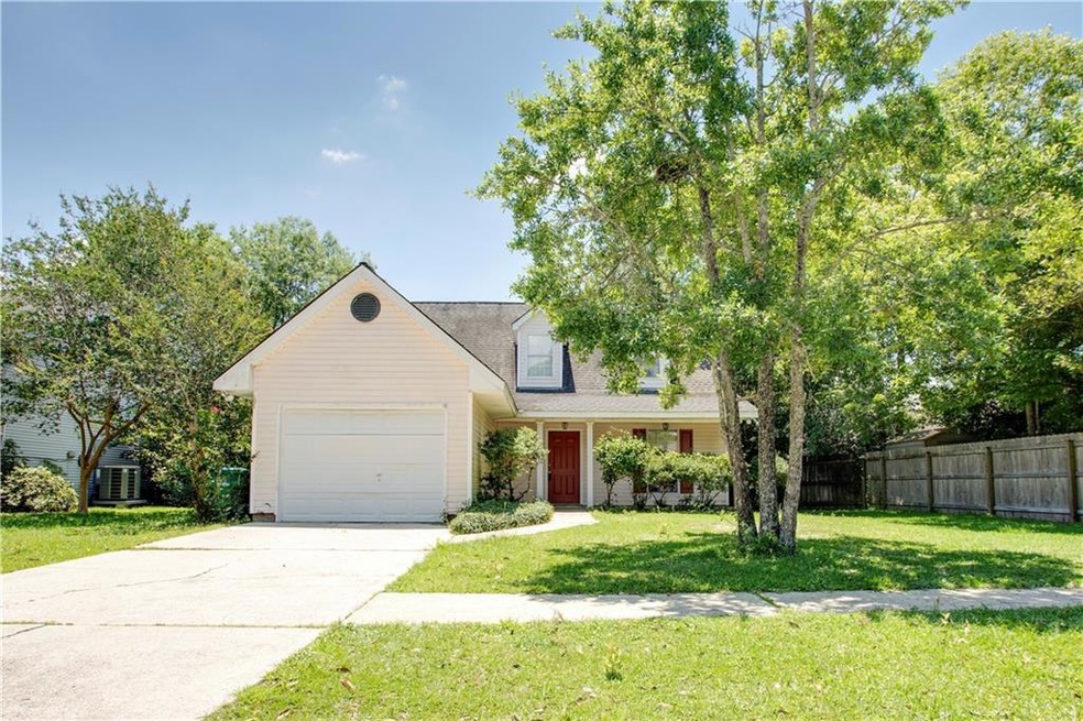 Welcome to 389 N Suncrest Loop!