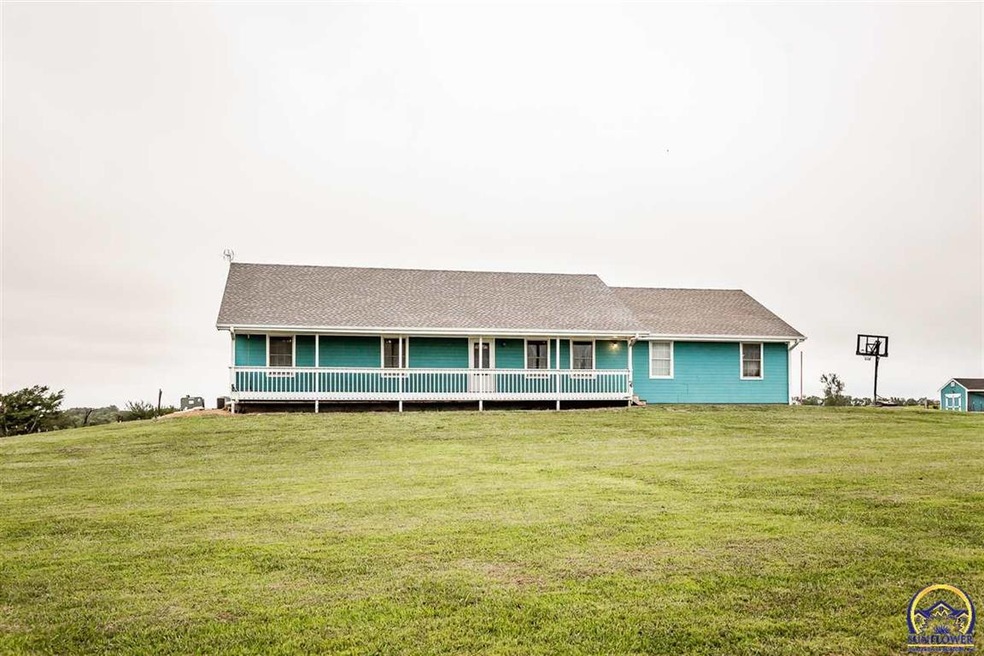 13150 118th Rd, Hoyt, KS 66440 - photo 1