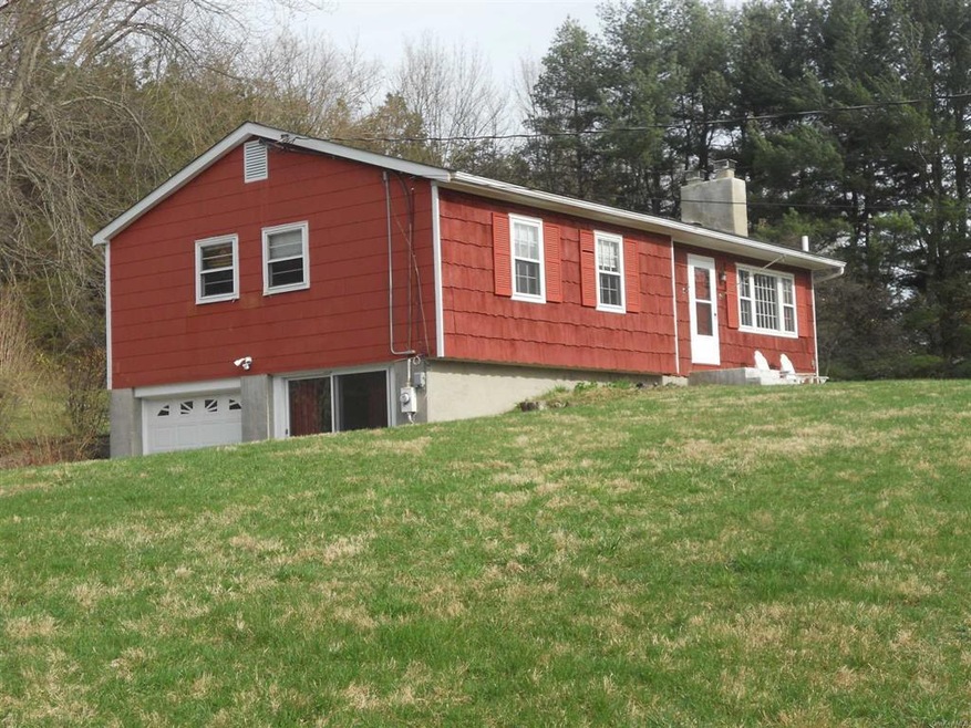 259 Chase Rd, Pine Plains, NY 12567 - photo 1