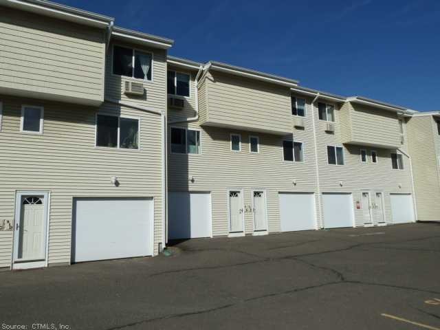 220 Main St unit 9D, New Hartford, CT 06057 - photo 1