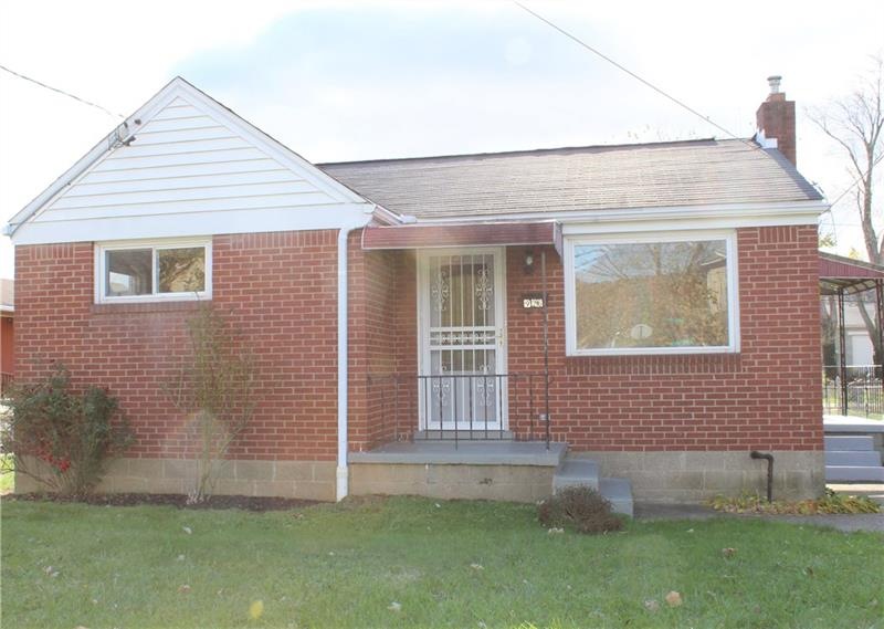 ONE LEVEL LIVING WITH SO MUCH TO OFFER!