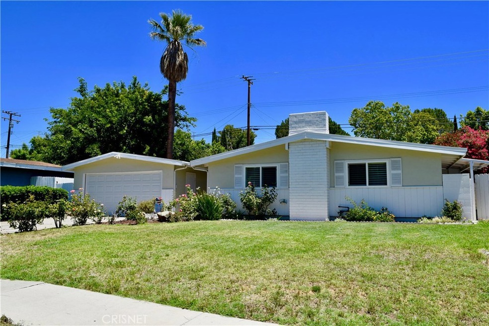 Welcome to 27324 Seco Canyon Road!