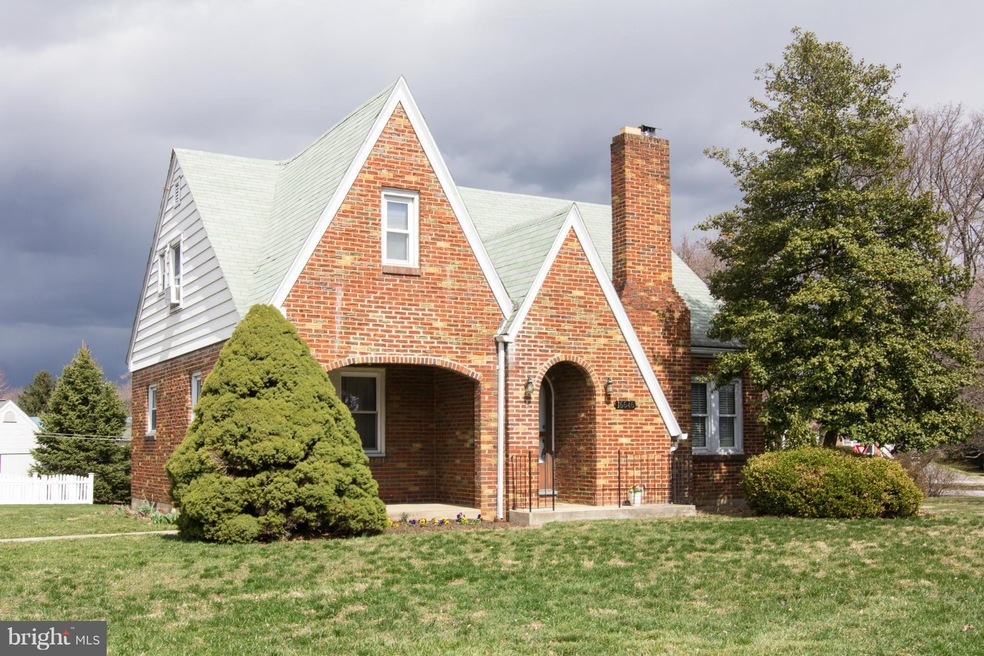 16646 Virginia Ave, Williamsport, MD 21795 - photo 1