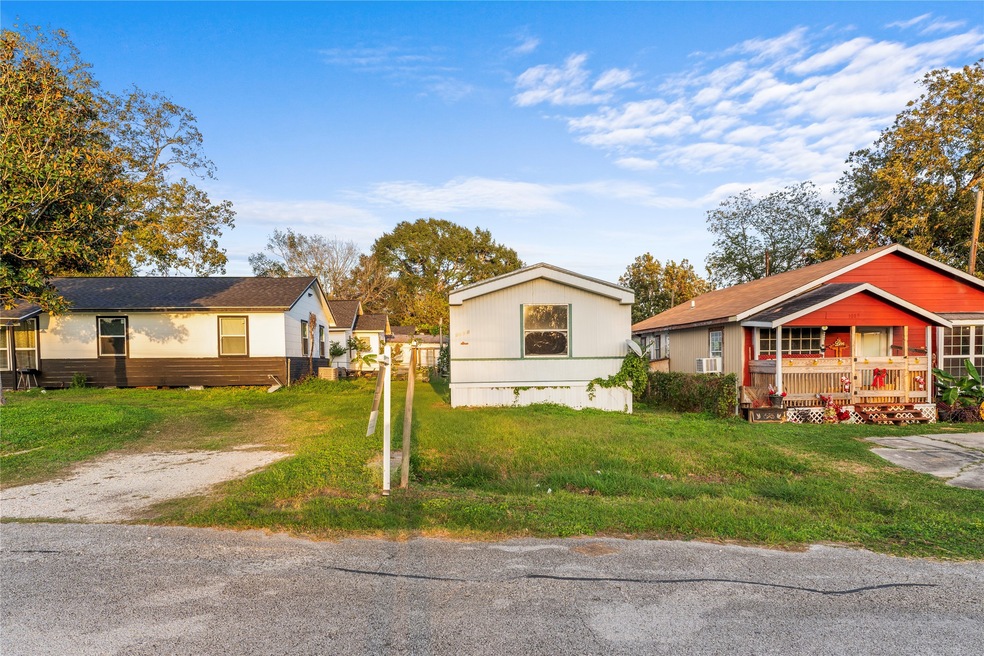 1003 7th St, Richmond, TX 77469 - photo 1