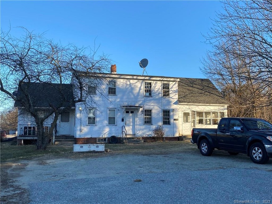 24 Railroad Ave, Plainfield, CT 06374 - photo 1