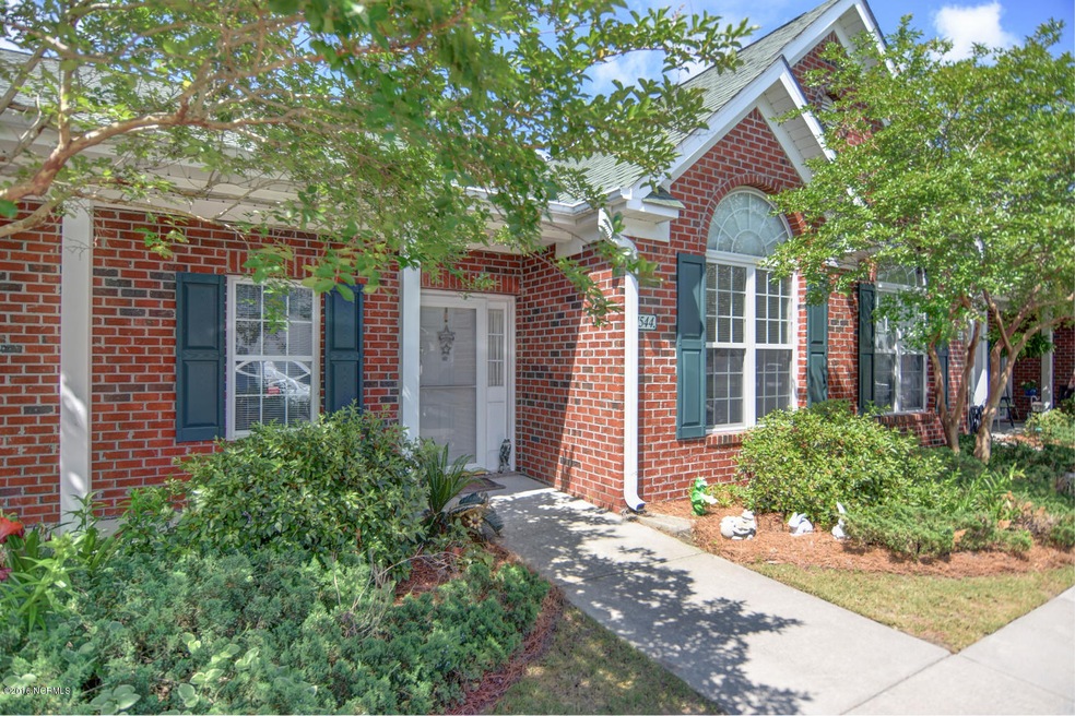 1544 Honeybee Ln Unit 2-large-001-8-DSC