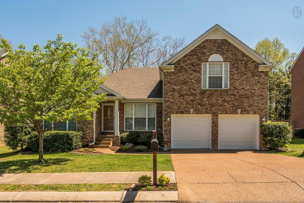 Welcome to 221 Cobblestone Landing!