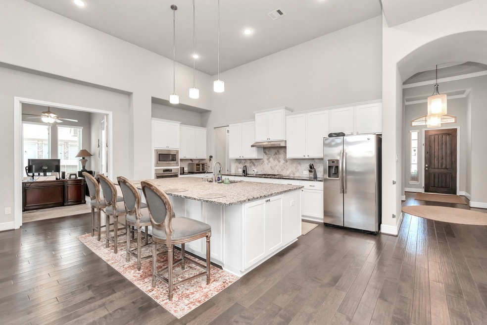 1915 Thomas Smith Ct, Richmond, TX 77469 - photo 1