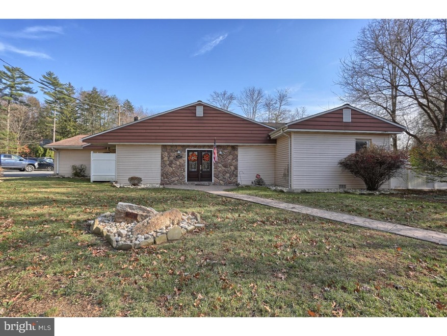 200 Drehersville Rd, Orwigsburg, PA 17961 - photo 1