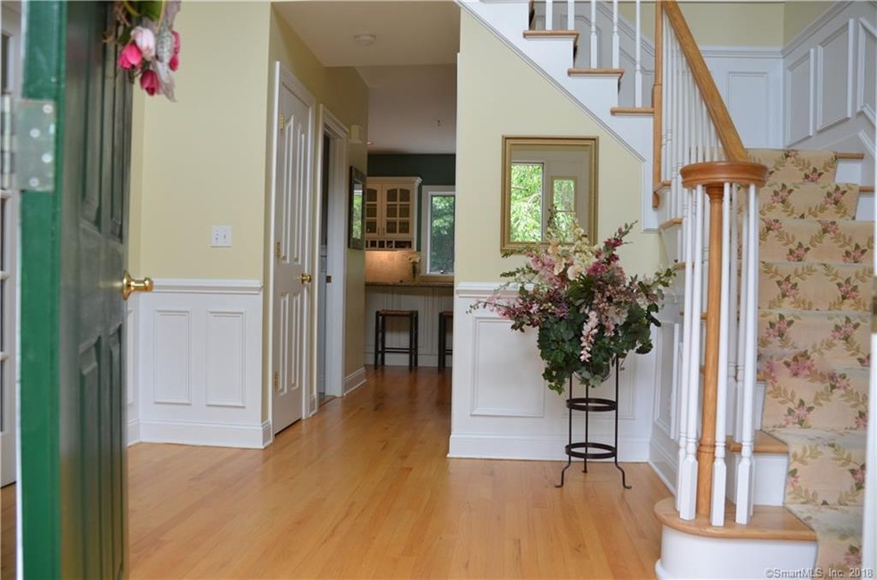 7 August Ln, Trumbull, CT 06611 - photo 1