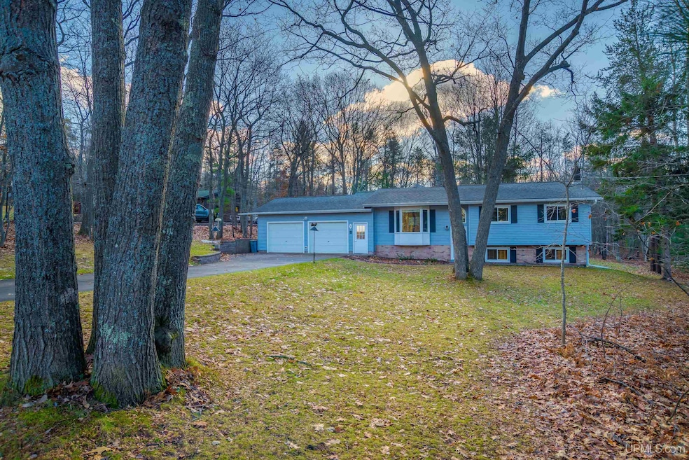 36 Southfork Rd, Marquette, MI 49855 - photo 1