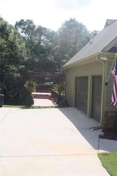 138 New Cut Rd, Winder, GA 30680 - photo 1