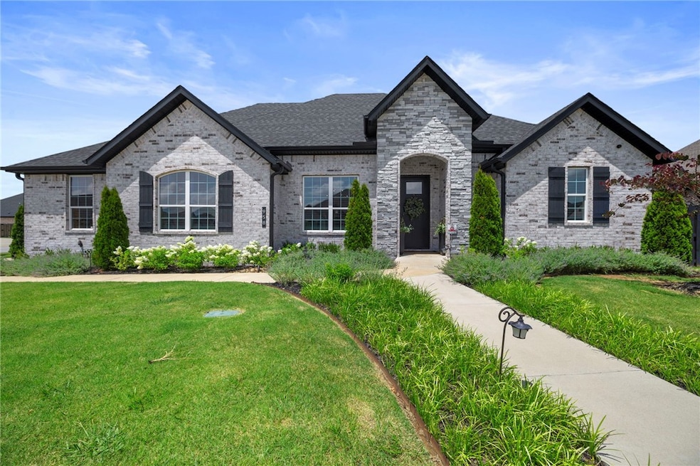 958 Budrio Ave, Tontitown, AR 72762 - photo 1