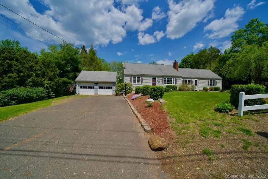 117 Snipsic Lake Rd, Ellington, CT 06029 - photo 1