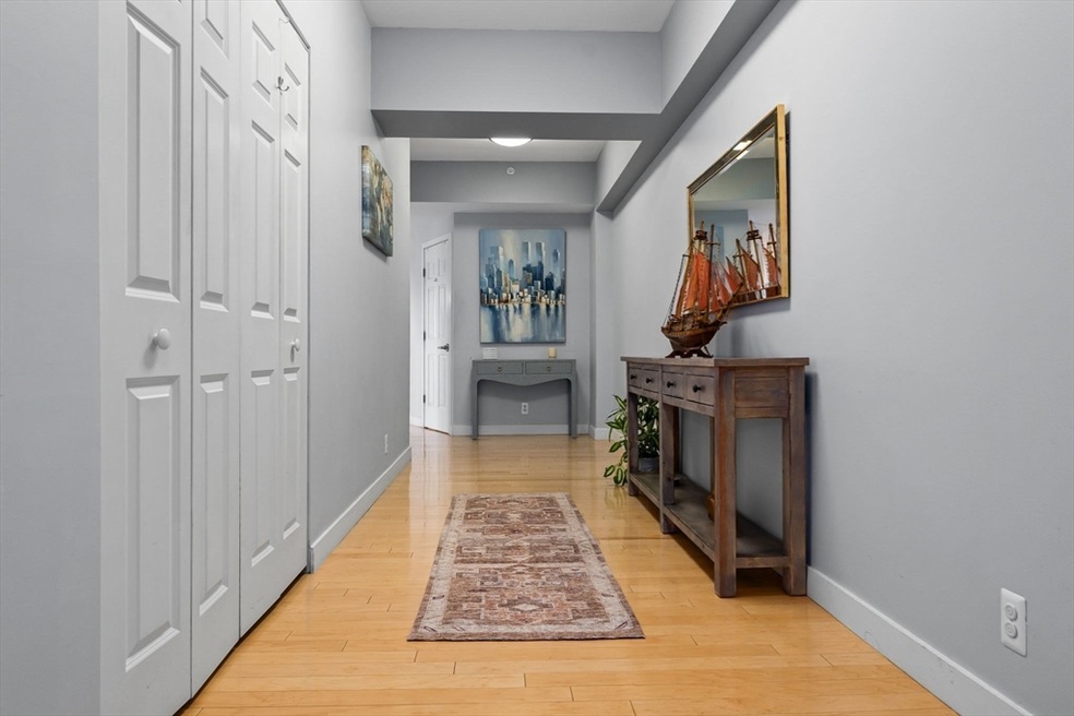 Sold $825,000 • Co-Listing Agent