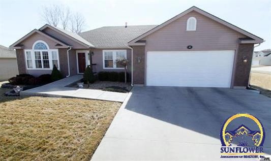 805 SE 44th St, Topeka, KS 66609 - photo 1