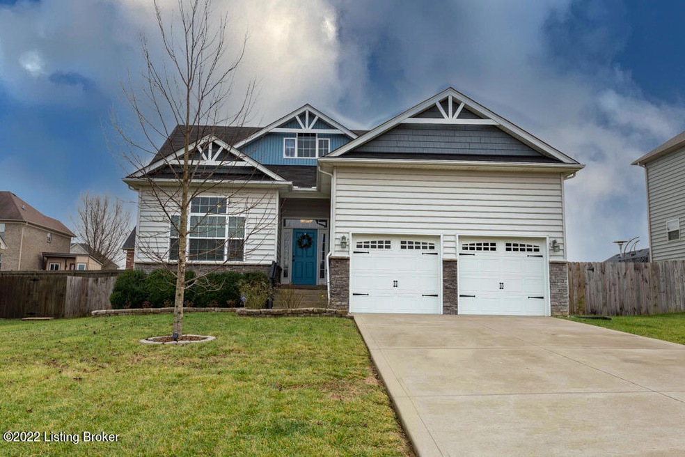 392 Berger Farm Dr, Mount Washington, KY 40047 - photo 1