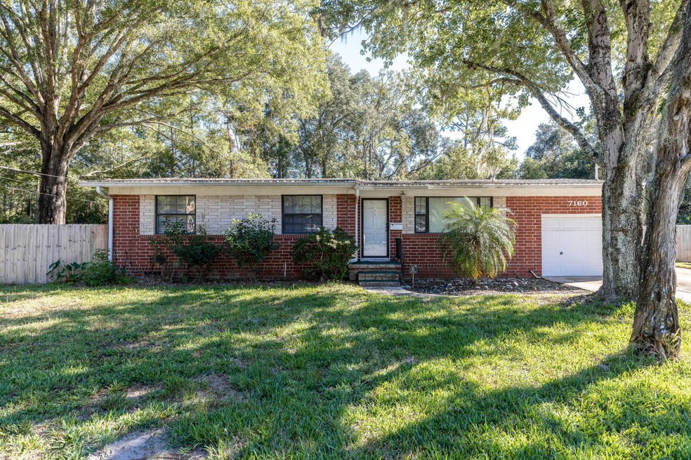 7160 Sans Souci Rd, Jacksonville, FL 32216 - photo 1