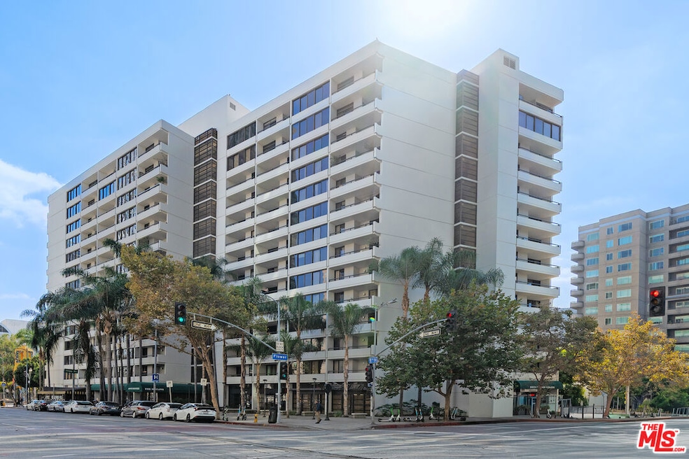 Skyline unit 1206, Los Angeles, CA 90015 - photo 1