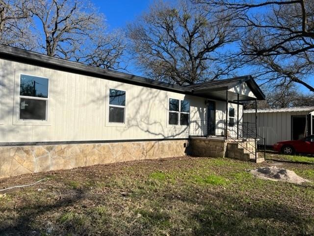 921 E White Tail Dr, Granbury, TX 76049 - photo 1