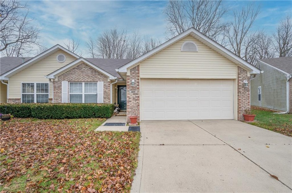1019 Ebony Cir, Franklin, IN 46131 - photo 1