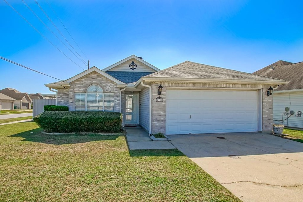 2701 Bayou Adois Ct, Marrero, LA 70072 - photo 1