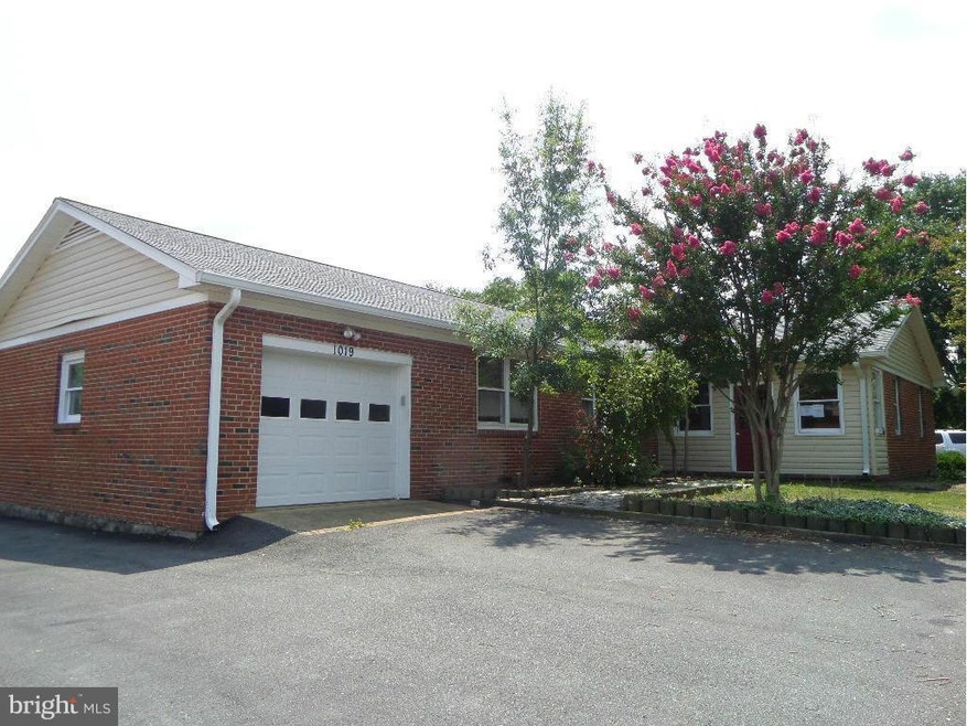 1019 Potomac Dr, Stafford, VA 22554 - photo 1