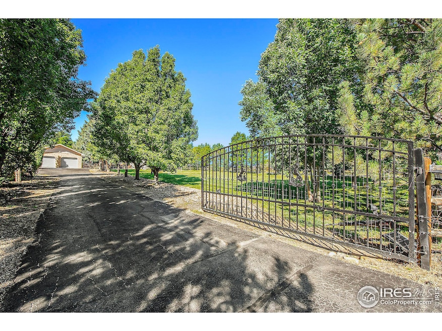 Welcome to 2109 S County Road 21......Beautiful tree lined drive onto the property