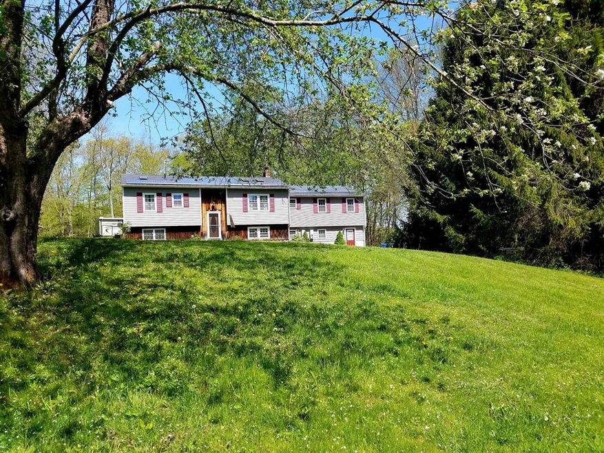 640 County Rd, Woodstock, CT 06281 - photo 1