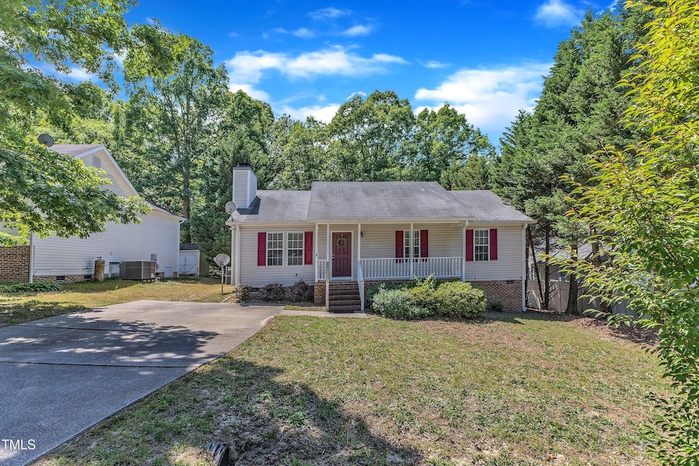 03-4533 Whislting Way-3