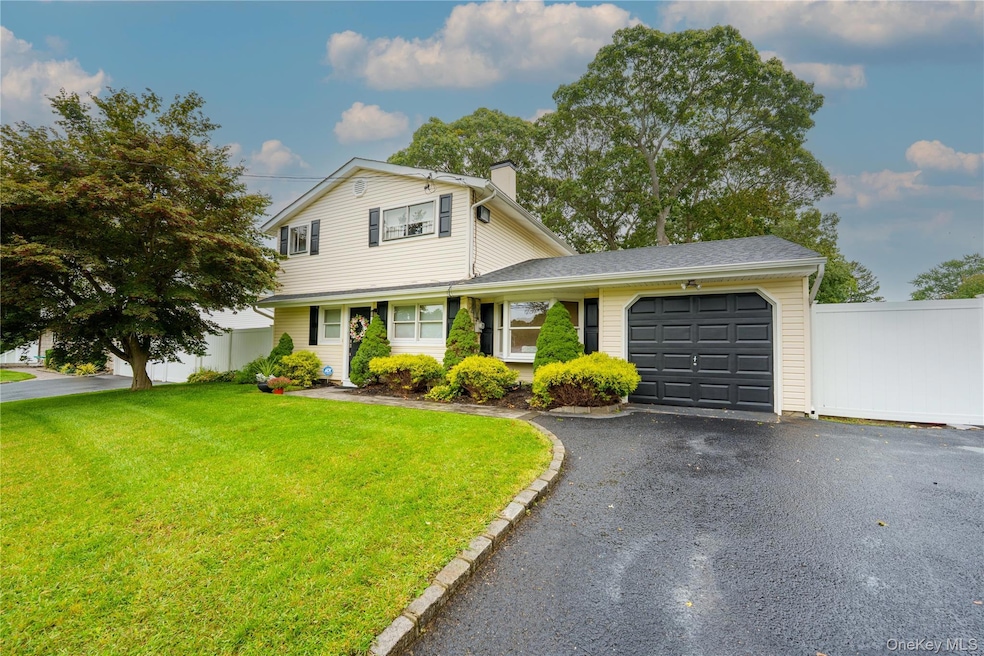 Pending $799,000 • Co-Listing Agent
