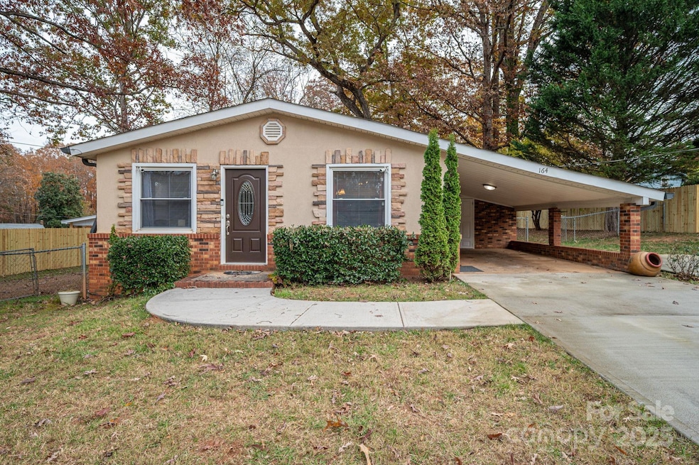 164 8th Ave SW, Conover, NC 28613 - photo 1