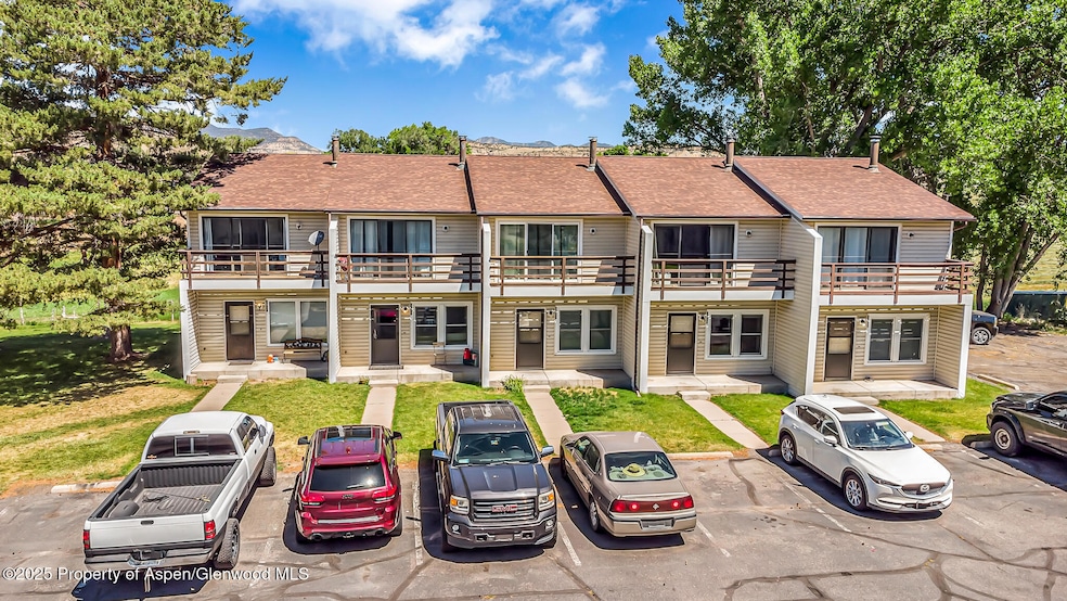 1008 Wamsley Way, Rifle, CO 81650 - photo 1