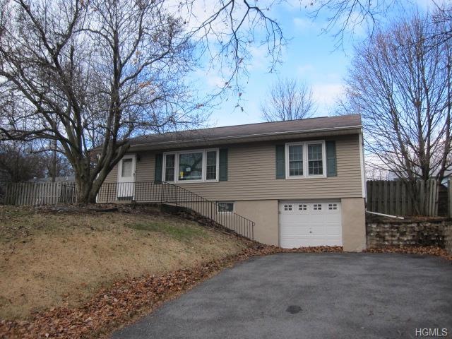 6 Hob St, Newburgh, NY 12550 - photo 1