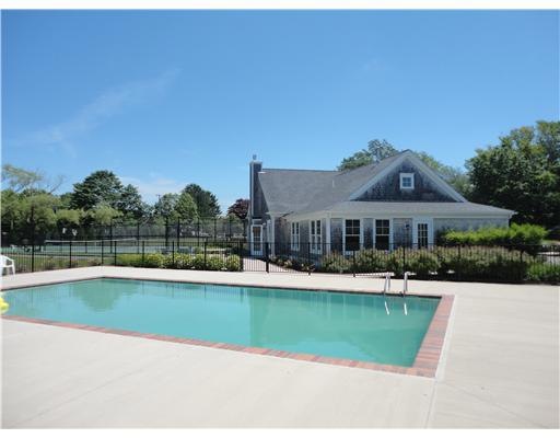 9 Bay Ridge Dr unit 9B, Middletown, RI 02840 - photo 1