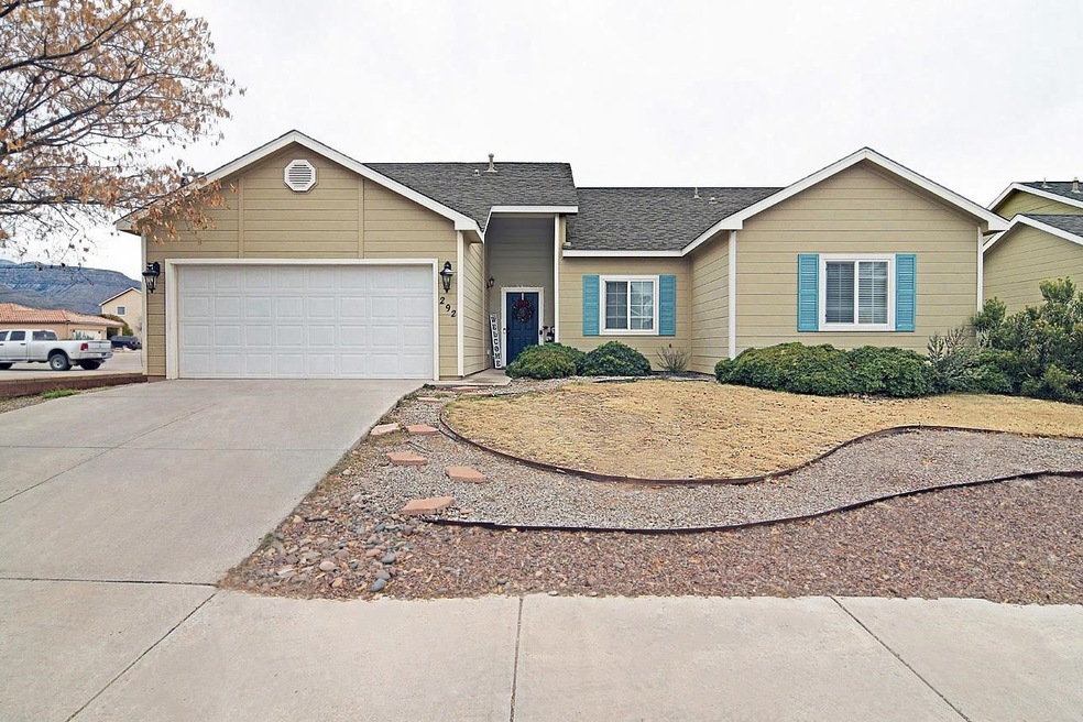 292 Burnage Ln, Alamogordo, NM 88310 - photo 1