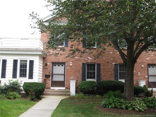 580 Mountain Rd unit G, West Hartford, CT 06117 - photo 1