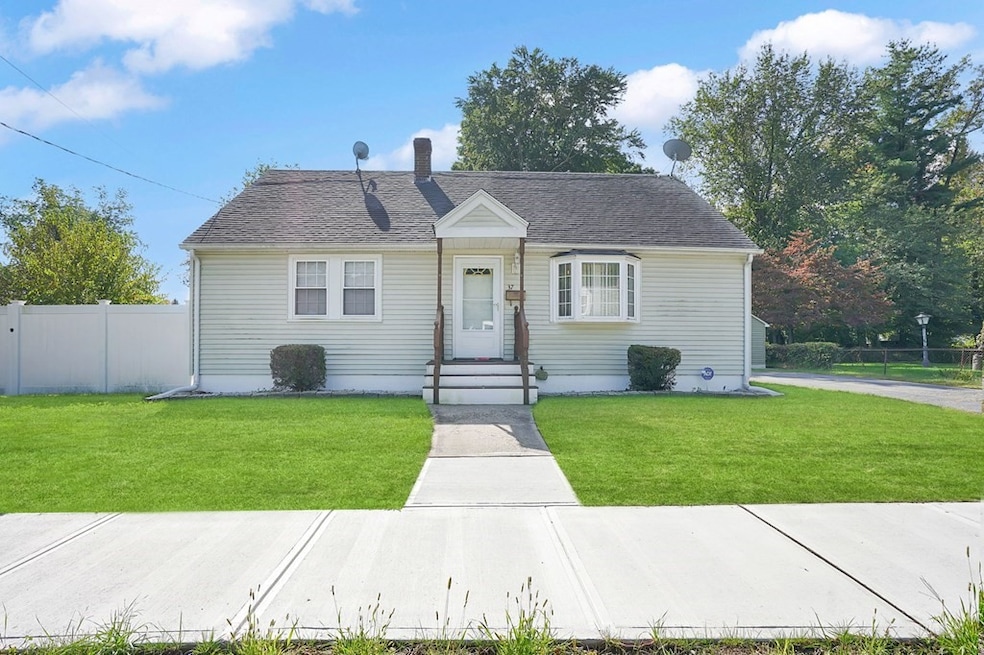 Sold $250,000 • Co-Listing Agent