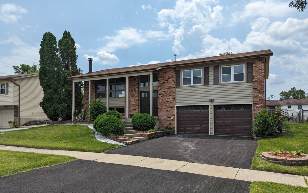 17790 Sarah Ln, Country Club Hills, IL 60478 - photo 1