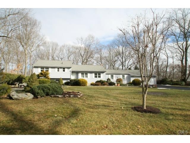 LAKE HILLS SPLIT LEVEL RANCH WITH 1.02 ACRES OF PR
