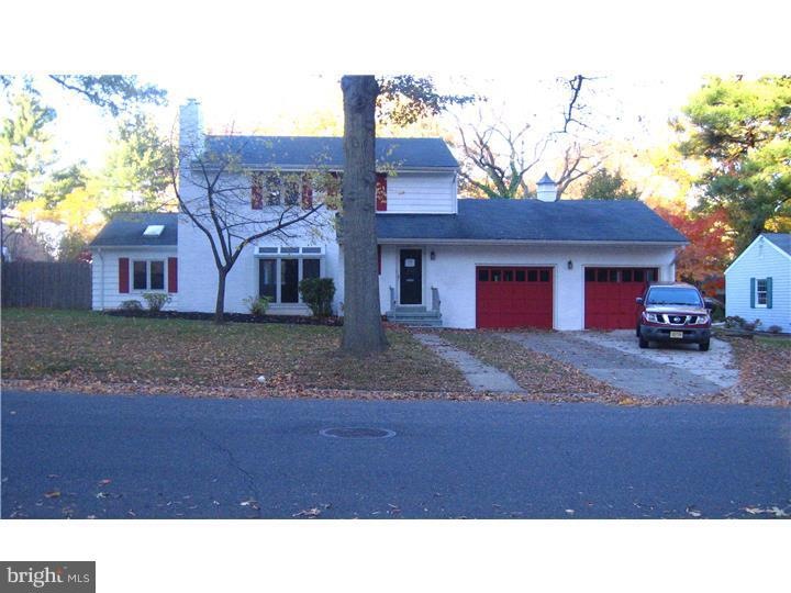 903 Cedar St, Riverton, NJ 08077 - photo 1