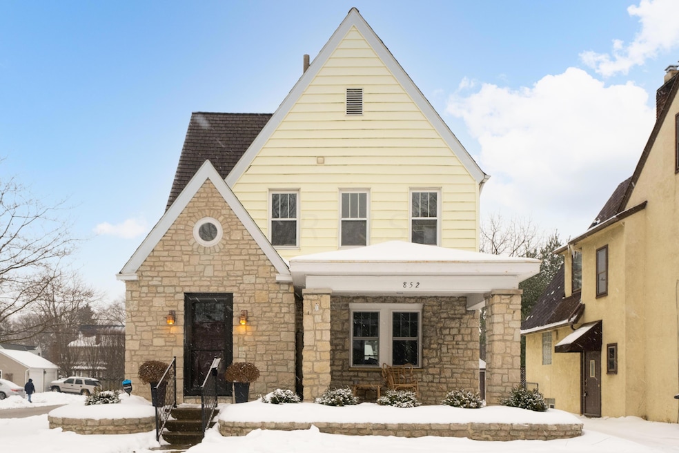 852 S Remington Rd, Columbus, OH 43209 - photo 1