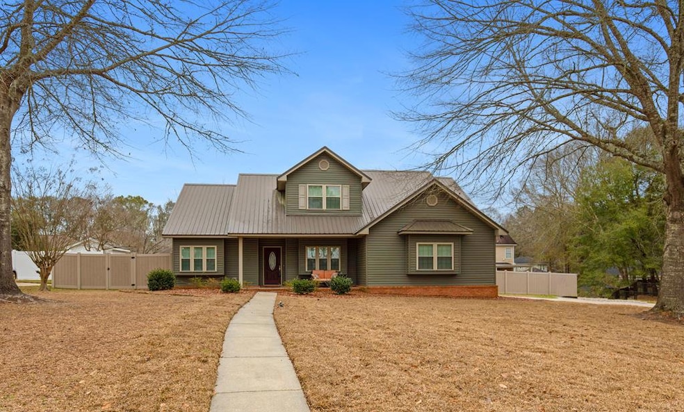 215 Fox Hollow Way, Dothan, AL 36305 - photo 1