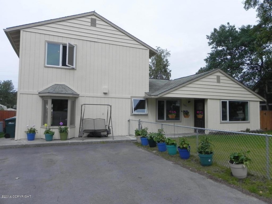 Home Is Beautiful & Move In Ready