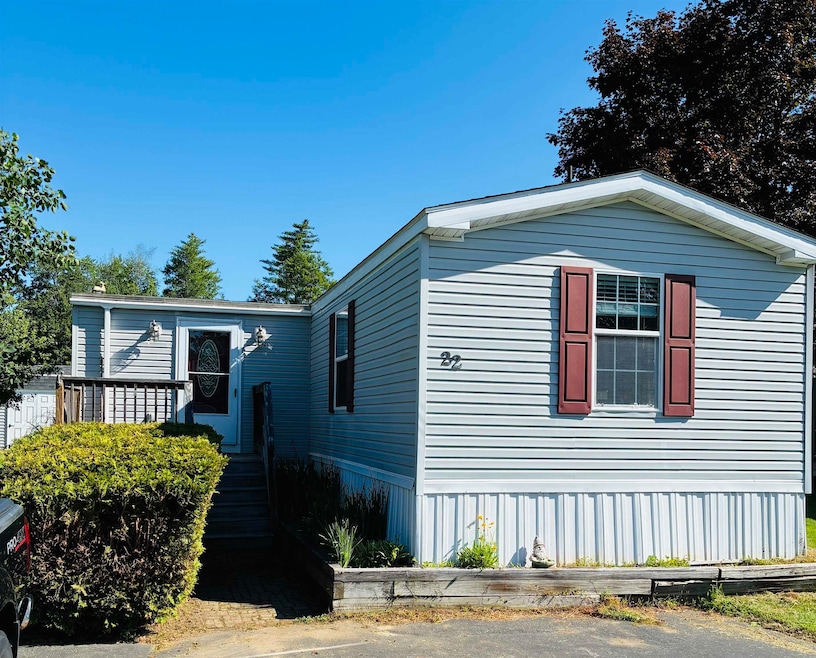 22 Monarch Dr, Concord, NH 03303 - photo 1