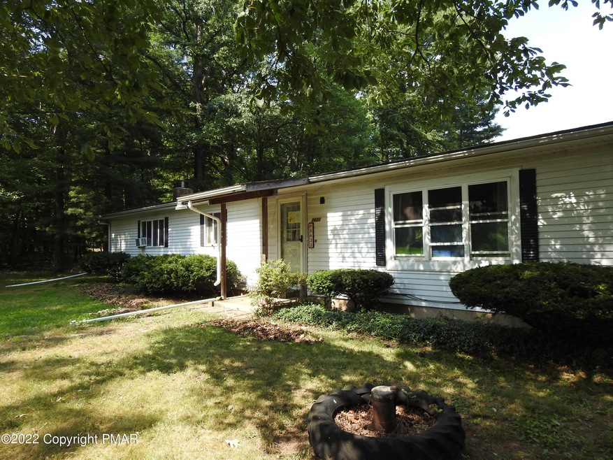 8623 Rextown Rd, Slatington, PA 18080 - photo 1