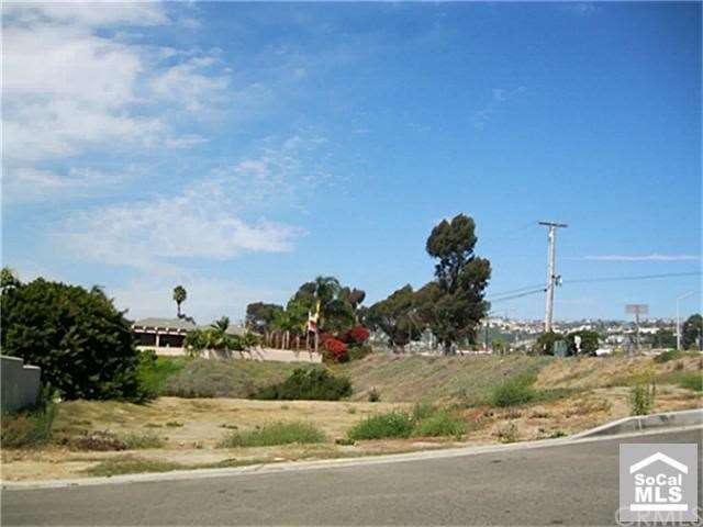 Custom Home Site with Ocean & City Light Views!